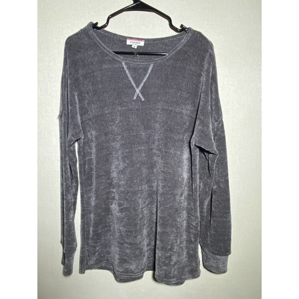 Andre By Unit Super Soft Gray Long Sleeved Chenille Crew Neck Sweater M